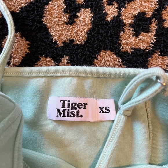 Tiger Mist Top - Picture 2 of 4